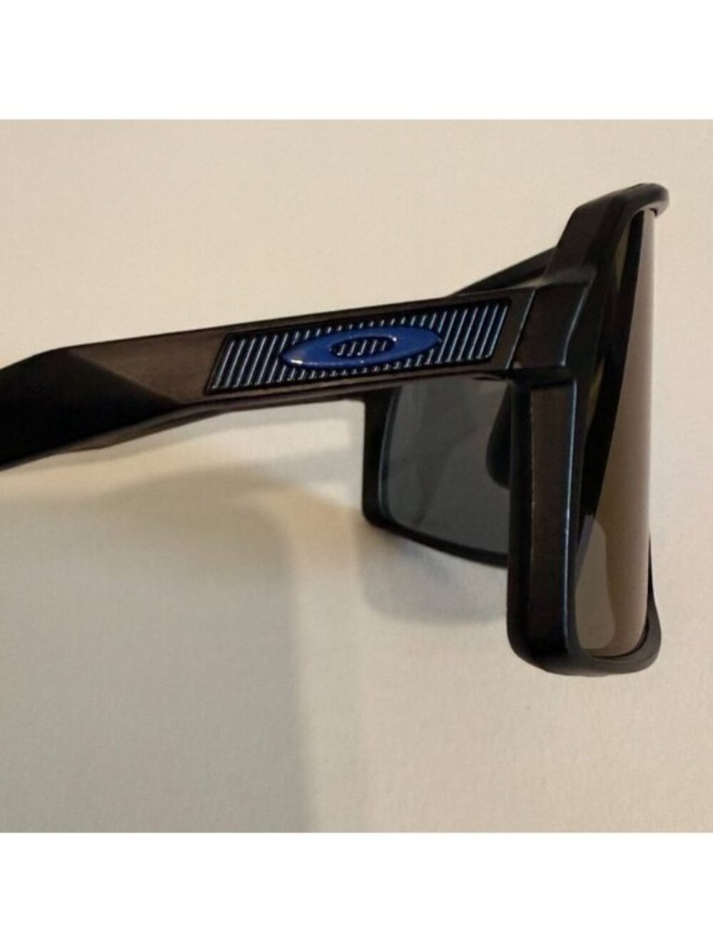 OO9406 Oakley SUTRO Matte Black Frame Prizm Reflective Blue Lenses - Picture 7 of 9